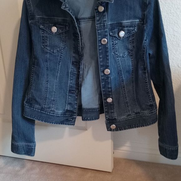 Chico's woman's Jean jacket - Picture 2 of 3